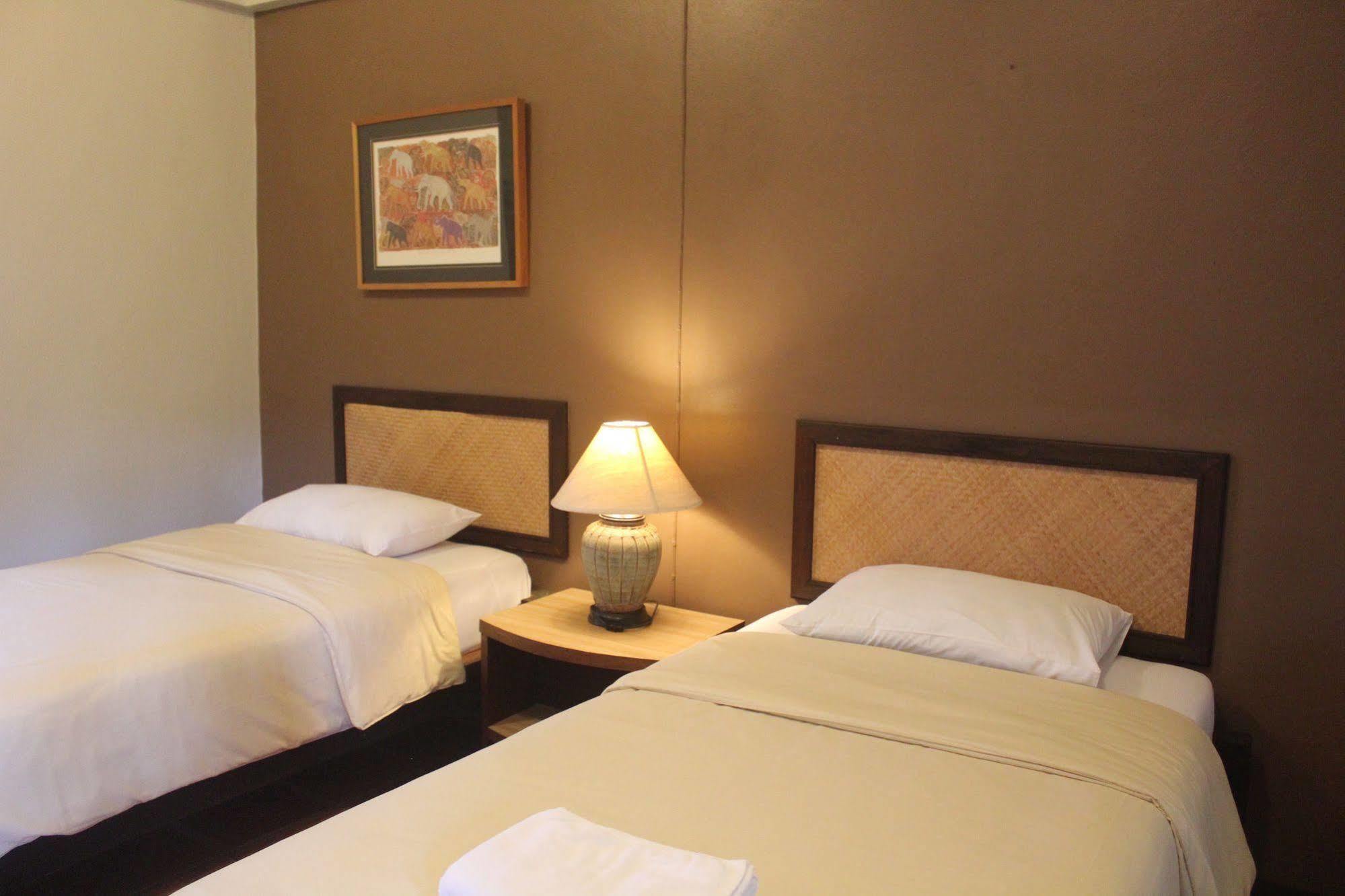 賓館 Baan Warabordee 2*